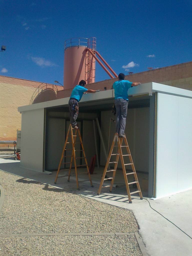 NAVE PARA PLANTA DE COGENERACION EN CASTELLON | Carpintería metálica Crefer